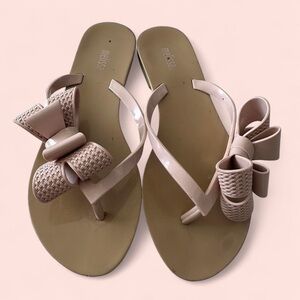 Melissa pink & tan rubber flip flops with bows, Size 7 #summer #beach